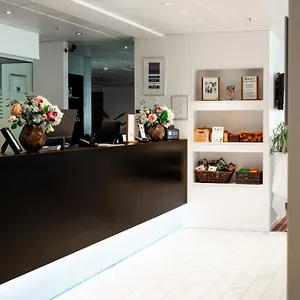 hotellátogatás